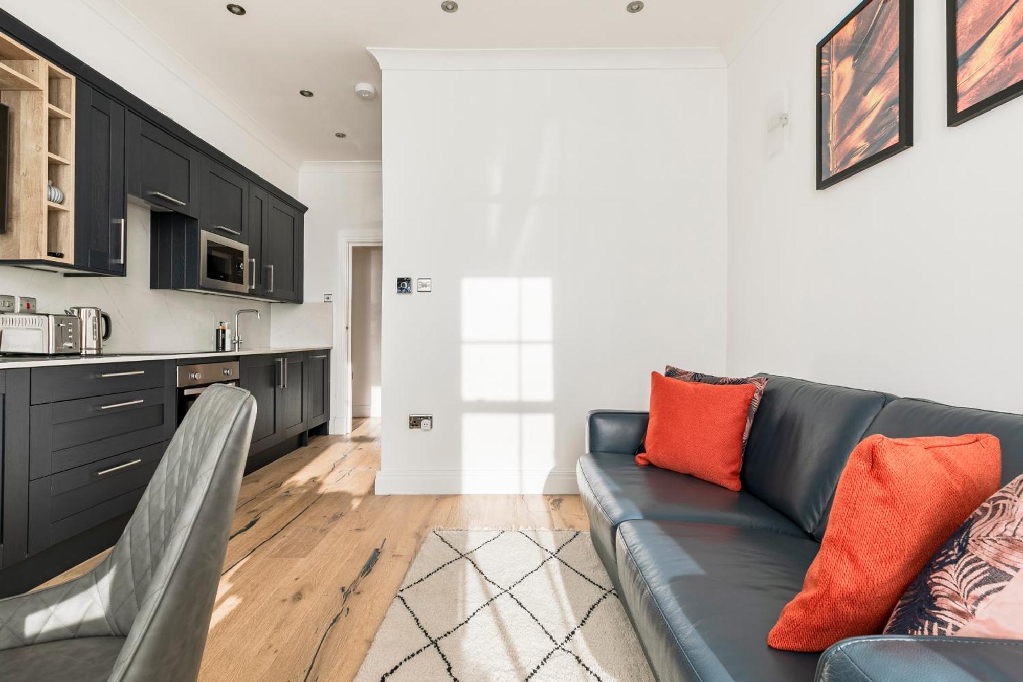 Modern Aptmt, 2 Stops To Central London, Smart Lock, Netflix Ealing Exterior foto