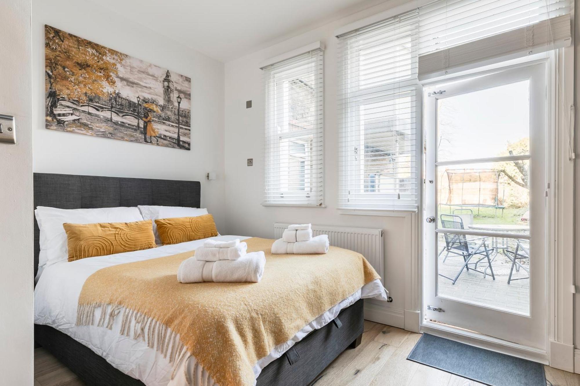 Modern Aptmt, 2 Stops To Central London, Smart Lock, Netflix Ealing Exterior foto